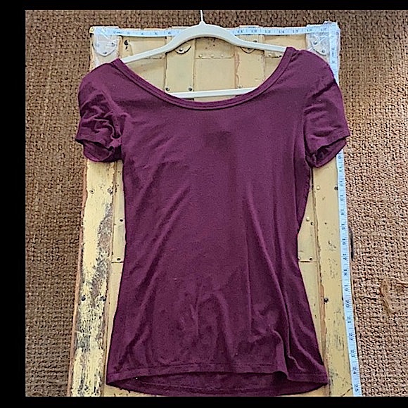 AMERICAN DREAM STRETCH OXBLOOD RED BODYCON TOP SCOOP NECK TOP SHORT SLEEVES - Picture 2 of 5